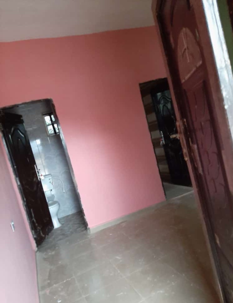 Help Jane get an apartment for school