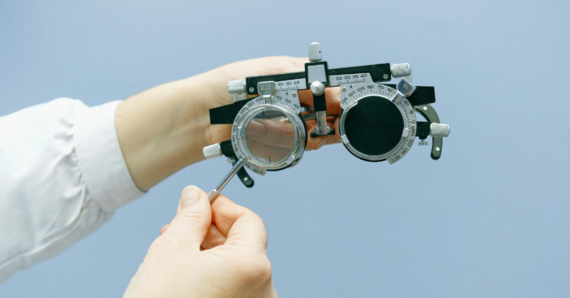 free eye exams for uninsured youth