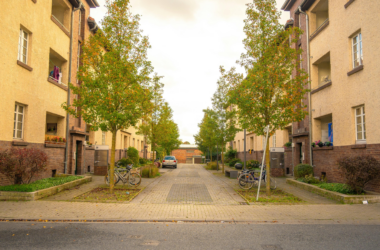 rent deposit grants for youth