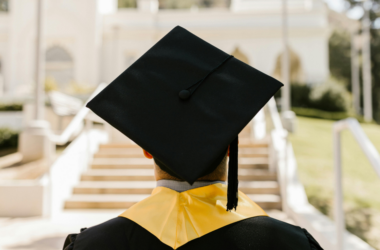 scholarships for undocumented students